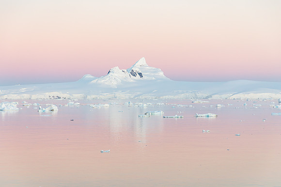 apeacock_antarctica_251212-40573-Edit