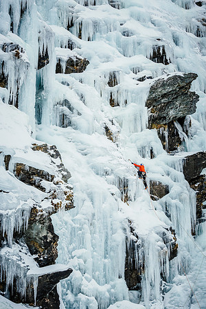 queenstown-new-zealand_ice-climbing_adventure-photography_andrew-peacock